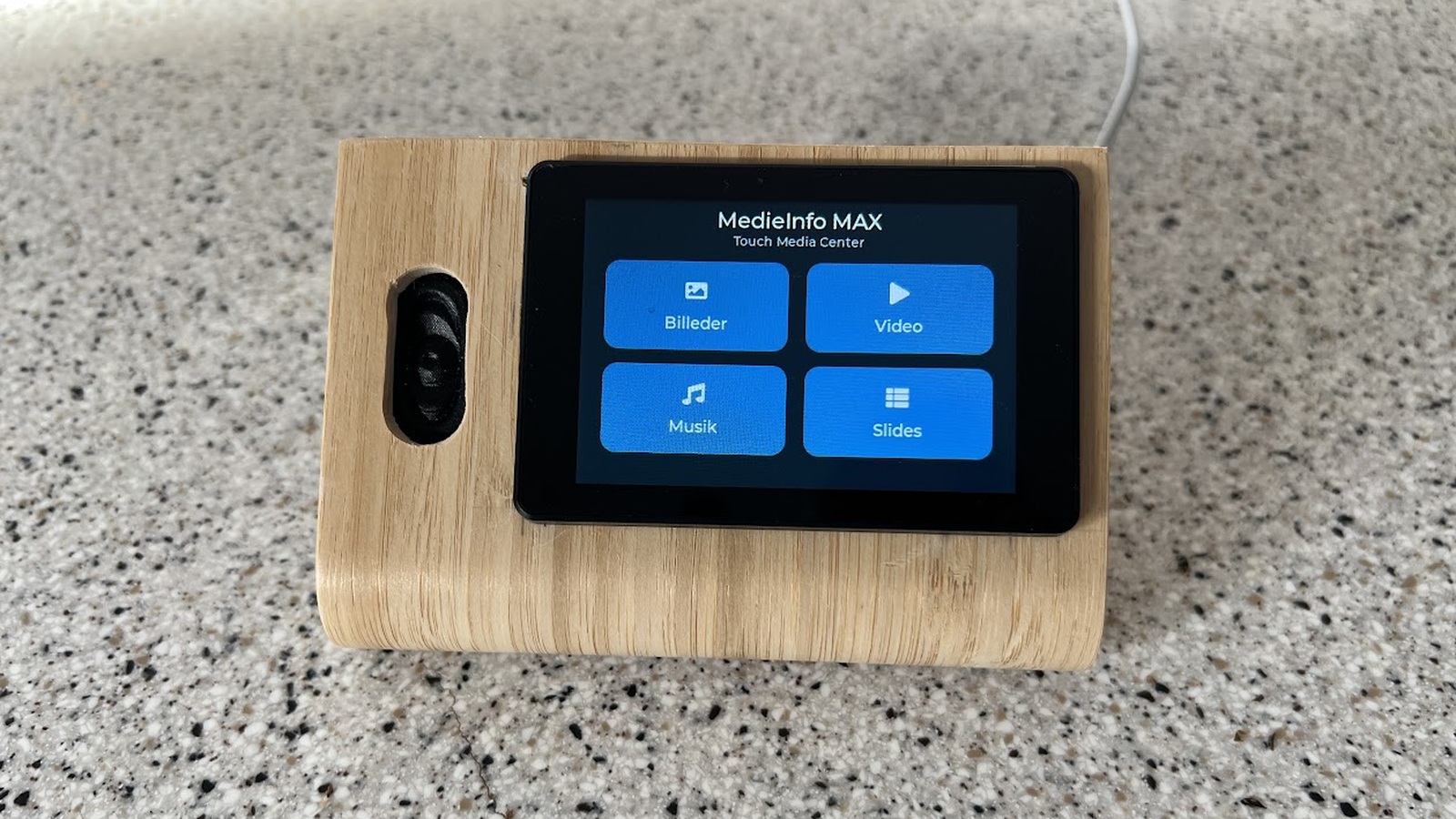 MedieInfo - MAX
